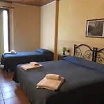 Ai Due Volti *